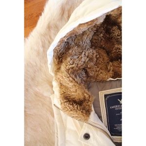 American Eagle puffer vest